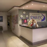 호텔 Club Shark