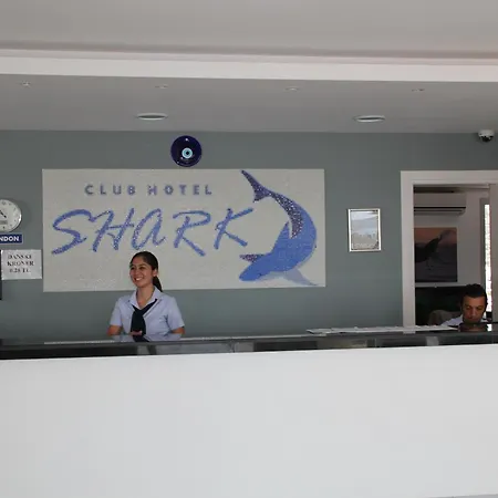 Szálloda Club Shark Gümbet