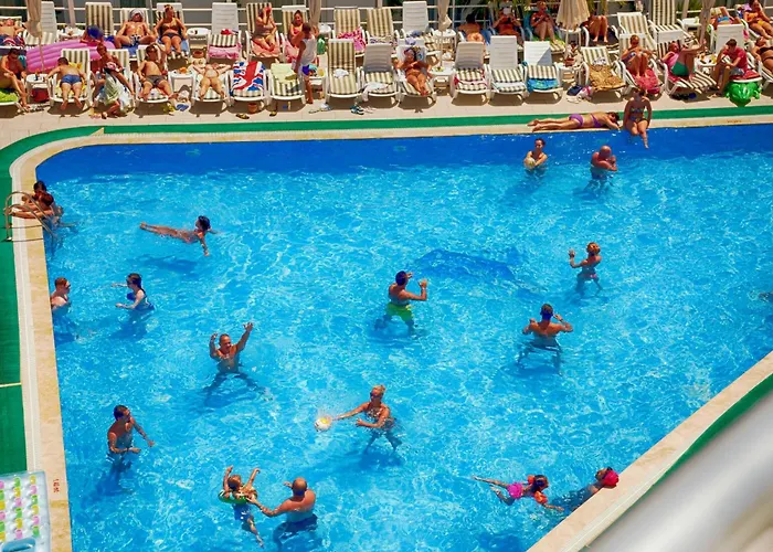Club Shark Szálloda