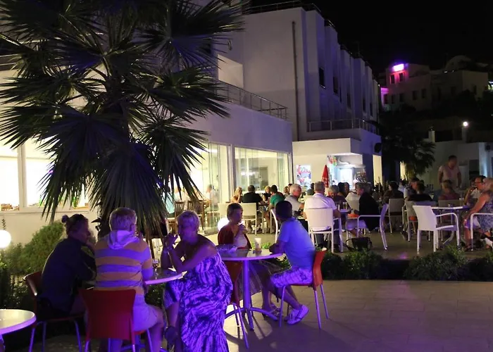 Club Shark Szálloda Gümbet