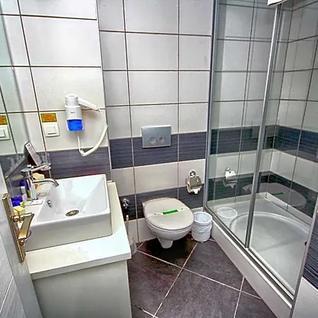 Club Shark Hotel 4*