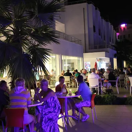 Club Shark Hotell Gümbet