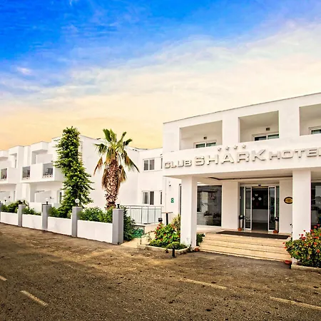 Hotell Club Shark