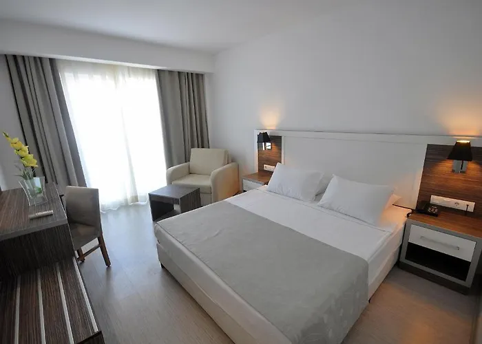 Hotel Club Shark Gümbet