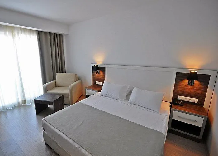 Club Shark Гумбет