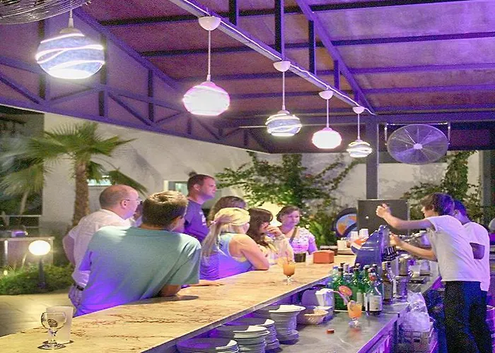 Club Shark Отель 4*